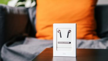 Xiaomi hybrid earphones
