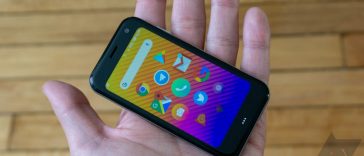 Palm Phone review: A tiny tragedy